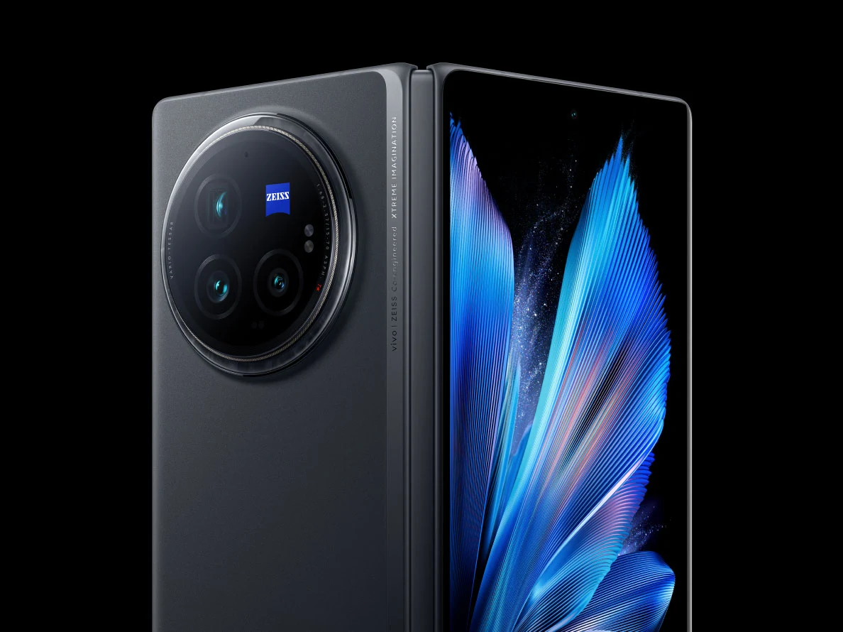 vivo X Fold3 Pro in eclipse black