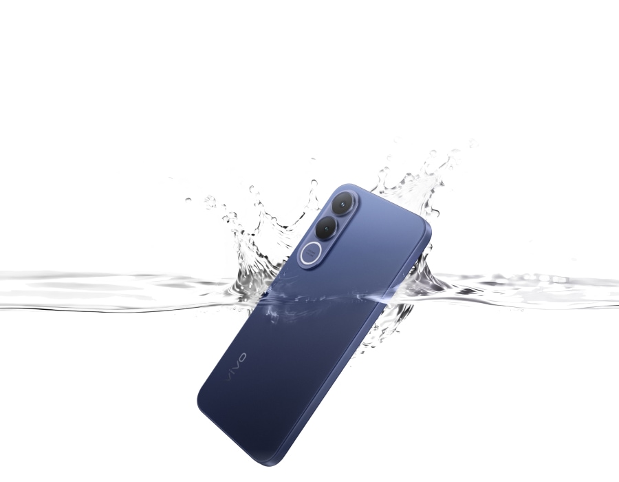 vivo V70 FE with IP68 & IP69 waterproof and dustproof protection